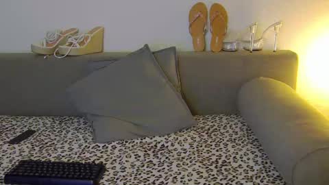 prettyvanessa online show from 03.03.25