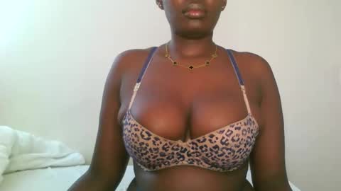 prettyvishy online show from 02.18.25