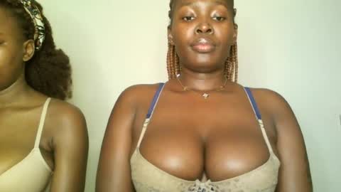 Snapshot of prettyvishy chatting on 07.22.26 prettyvishy online show from 07.22.26