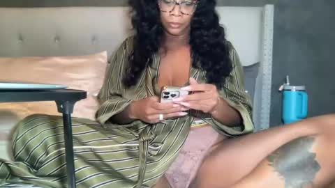 Snapshot of prettywap85 chatting on 08.05.26 Discrete Pussy online show from 08.05.26
