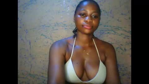 Snapshot of prettyxxpac chatting on 03.25.26 prettyxxpac online show from 03.25.26