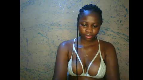 Snapshot of prettyxxpac chatting on 06.13.26 prettyxxpac online show from 06.13.26