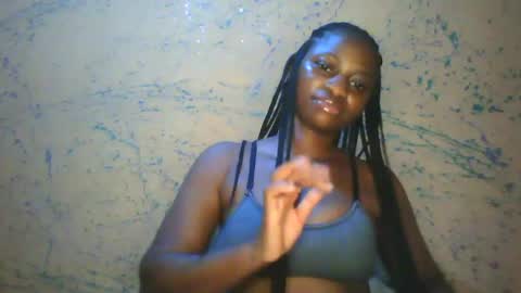 Snapshot of prettyxxpac chatting on 06.19.26 prettyxxpac online show from 06.19.26