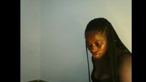 Snapshot of prettyxxpac chatting on 06.20.26 prettyxxpac online show from 06.20.26