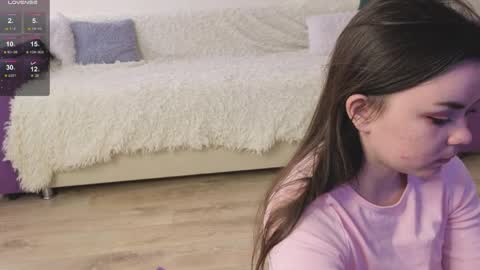 Snapshot of prettyyy_kitty chatting on 04.29.26 Kitty online show from 04.29.26