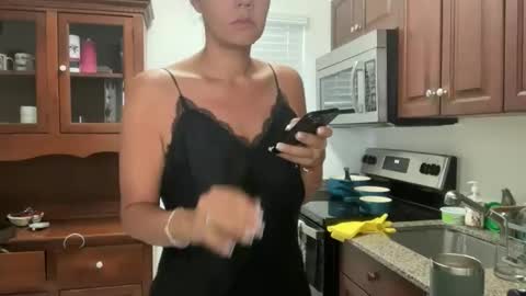 Snapshot of prettyyykittyyy22 chatting on 11.03.25 prettyyykittyyy22 online show from 11.03.25