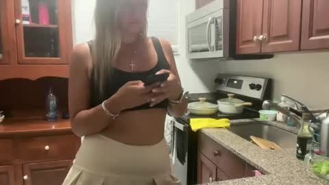 Snapshot of prettyyykittyyy22 chatting on 11.11.25 prettyyykittyyy22 online show from 11.11.25