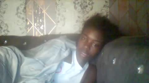 prettyzuzu online show from 09.17.25