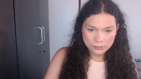 Snapshot of prim_rosse chatting on 06.19.26 Prim Rosse online show from 06.19.26