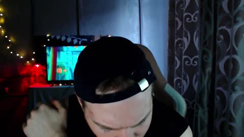 Snapshot of princ4real chatting on 02.13.25 prince online show from 02.13.25