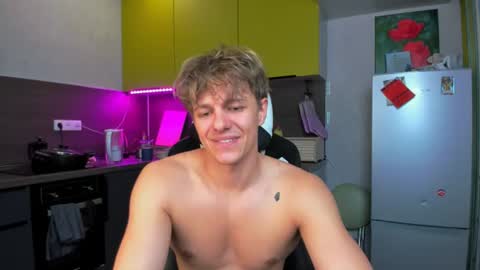 Snapshot of prince_nik chatting on 06.27.26 prince online show from 06.27.26