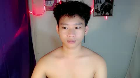 Snapshot of prince_valx chatting on 02.20.25 prince_valx online show from 02.20.25