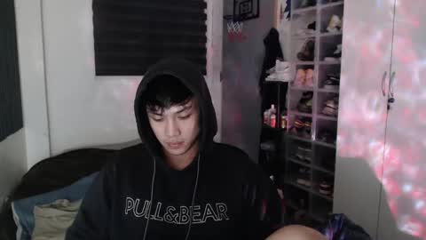 Snapshot of princeadrianx chatting on 06.09.26 Prince Adrian online show from 06.09.26