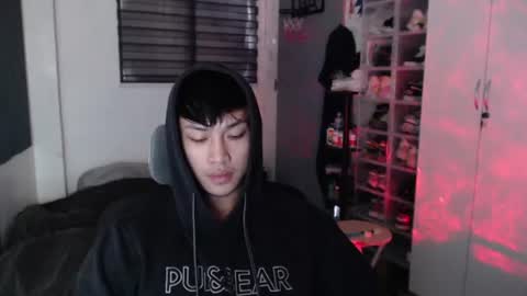 Snapshot of princeadrianx chatting on 06.19.26 Prince Adrian online show from 06.19.26