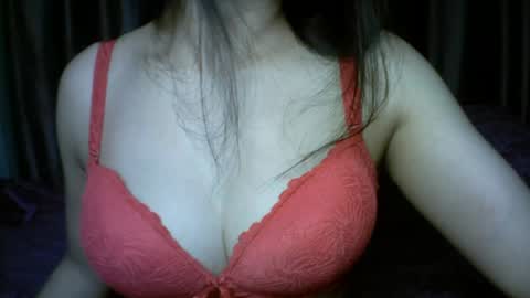 Snapshot of princess916446 chatting on 04.29.26 princess online show from 04.29.26
