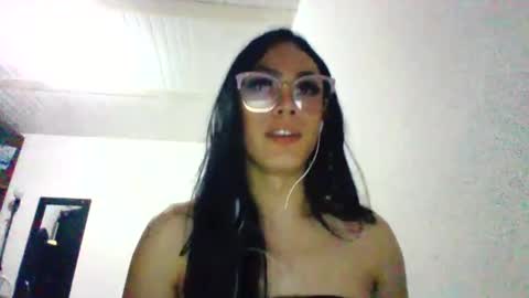 Snapshot of princess_0302 chatting on 02.09.25 princess_0302 online show from 02.09.25