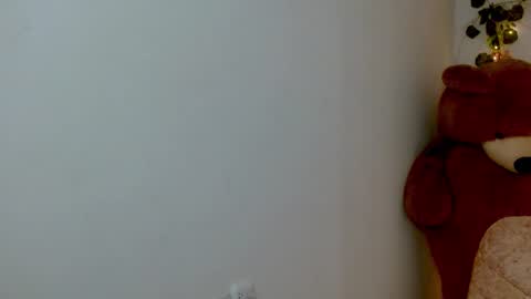 Snapshot of princess_280119 chatting on 02.23.26 princess_280119 online show from 02.23.26