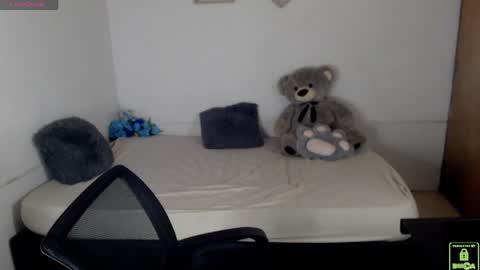 Snapshot of princess_an chatting on 05.27.26 An online show from 05.27.26