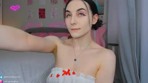 Snapshot of princess_kristy chatting on 06.15.26 Kristy online show from 06.15.26
