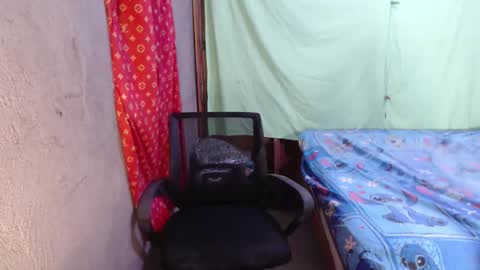 margux online show from 04.11.26