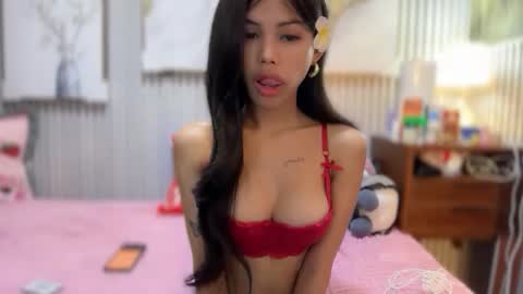 Snapshot of princess_stellaxx chatting on 10.20.25 Estela online show from 10.20.25