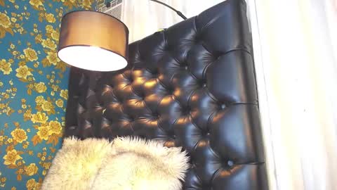 Snapshot of princess_trans chatting on 12.15.24 Maria  Im looking for a local and socal fucking guy online show from 12.15.24