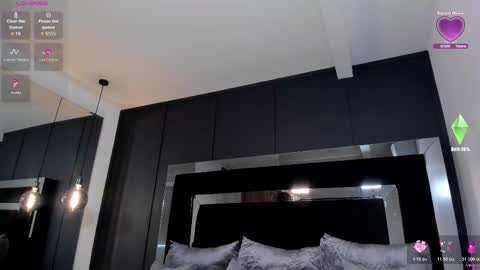 Paris  online show from 02.13.26