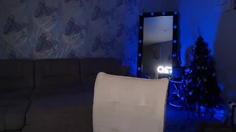 Snapshot of princessamira1 chatting on 12.21.24 princessamira1 online show from 12.21.24