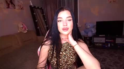Snapshot of princessamira1 chatting on 09.23.25 princessamira1 online show from 09.23.25