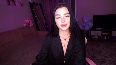 Snapshot of princessamira1 chatting on 09.26.25 princessamira1 online show from 09.26.25