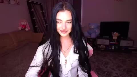 Snapshot of princessamira1 chatting on 09.30.25 princessamira1 online show from 09.30.25