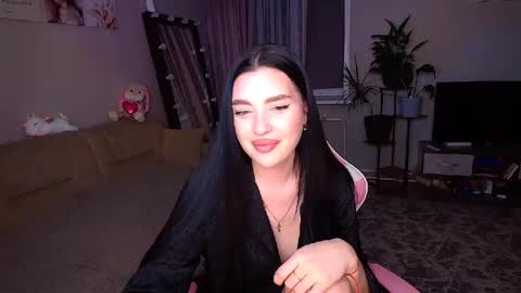 princessamira1 online show from 10.31.25