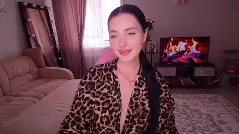Snapshot of princessamira1 chatting on 06.30.26 princessamira1 online show from 06.30.26
