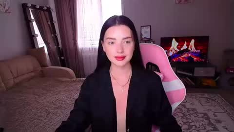 Snapshot of princessamira1 chatting on 07.24.26 princessamira1 online show from 07.24.26