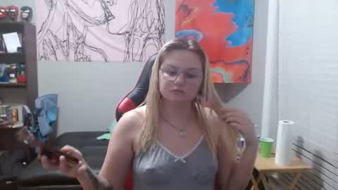 Will and Kaley online show from 11.02.25