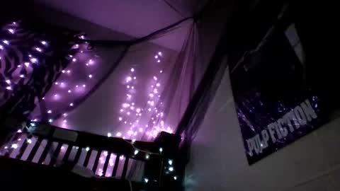 Holly love online show from 11.12.25