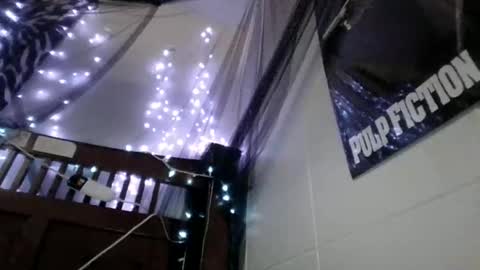 Holly love online show from 11.14.25