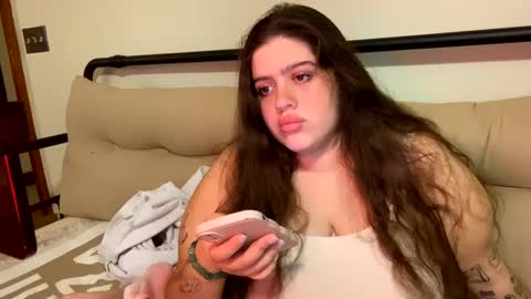 Snapshot of princesslaylaa chatting on 12.03.24 princessviccxo online show from 12.03.24