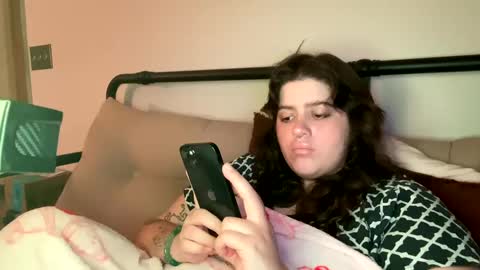 Snapshot of princesslaylaa chatting on 02.04.25 princessviccxo online show from 02.04.25