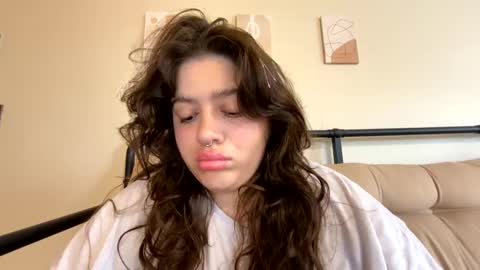Snapshot of princesslaylaa chatting on 10.06.25 princessviccxo online show from 10.06.25