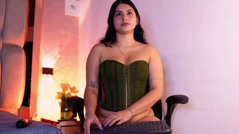 Lu online show from 04.04.26