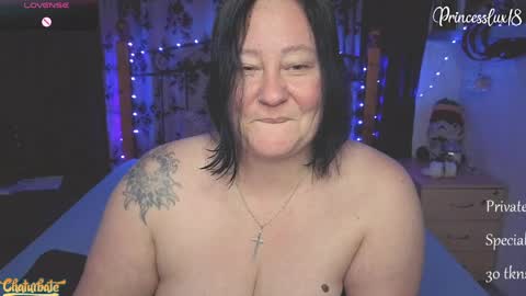 Lux Alot Luxi online show from 03.30.26