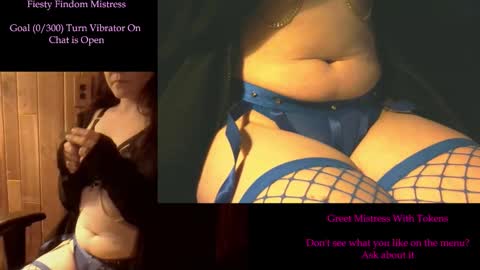 Snapshot of princessmariahswitch chatting on 12.01.25 Cuckold Cravings online show from 12.01.25