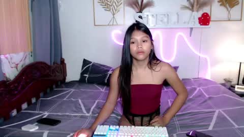 Snapshot of princessrynn chatting on 04.17.26 princessrynn online show from 04.17.26