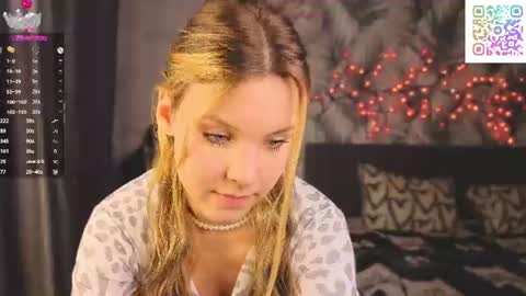 Snapshot of princessshina chatting on 07.29.26 Hina online show from 07.29.26