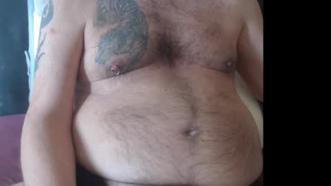 Snapshot of prinzpiercing chatting on 10.31.25 prinzpiercing online show from 10.31.25