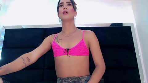 priscilarainbow online show from 04.28.26