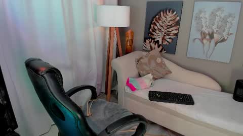 Snapshot of priya_rose chatting on 07.25.26 Priya Rose online show from 07.25.26