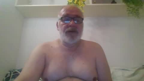 Snapshot of probo7 chatting on 11.22.25 Belko7 online show from 11.22.25