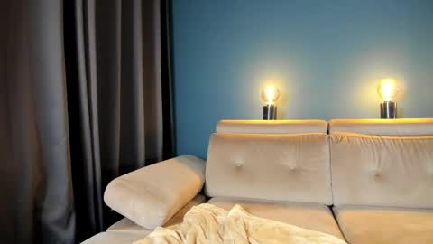 Snapshot of project_raven chatting on 02.09.26 Raven but you can call me sweetie or honey too online show from 02.09.26